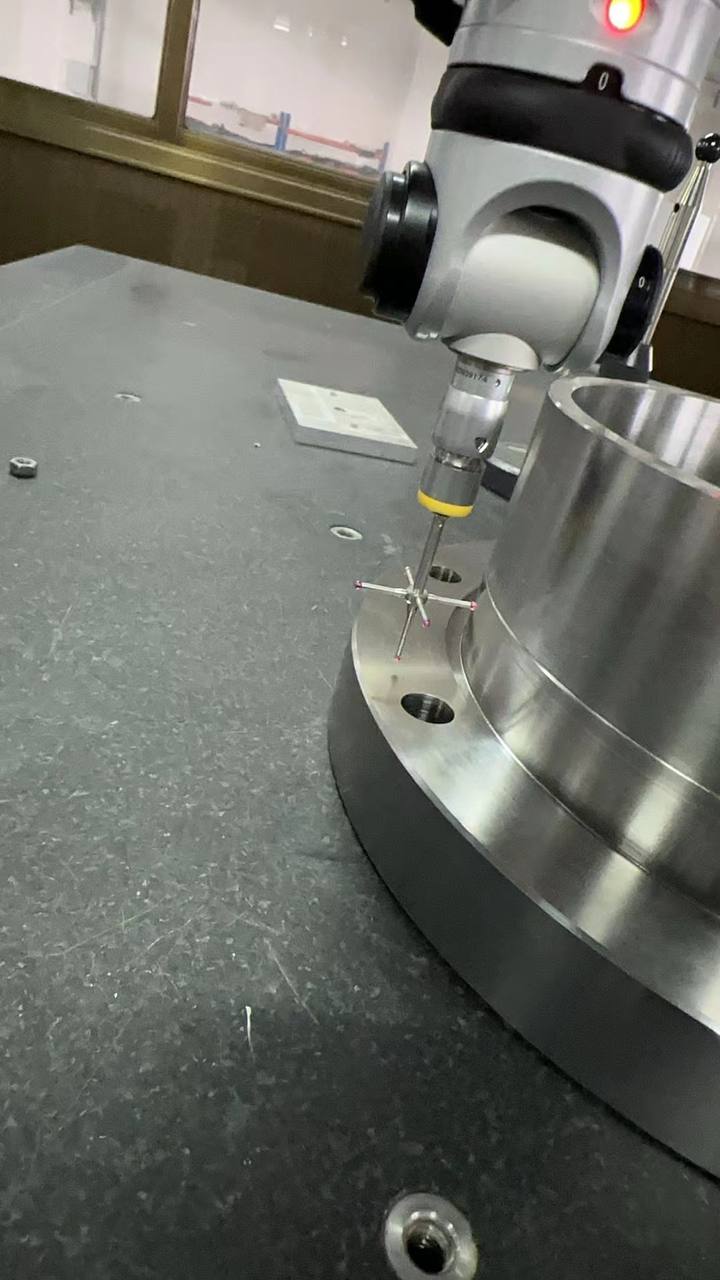 按图机加工零件的三坐标尺寸检测
